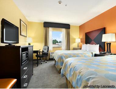 Days Inn & Suites By Wyndham Russellville Værelse billede